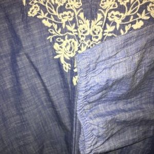Gap- tunic 3/4 sleeve blue patterned shirt